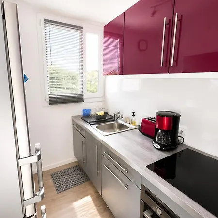 Close To The Town Center And The Saint-Raphaël